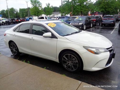 2016 Toyota Camry SE w/Special Edition Pkg