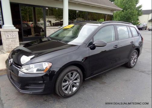 Black 2017 Volkswagen Golf SportWagen TSI S