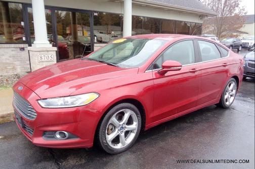 2016 Ford Fusion SE
