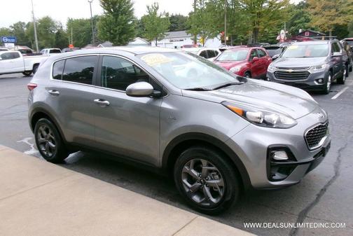 Steel Gray 2022 Kia Sportage LX