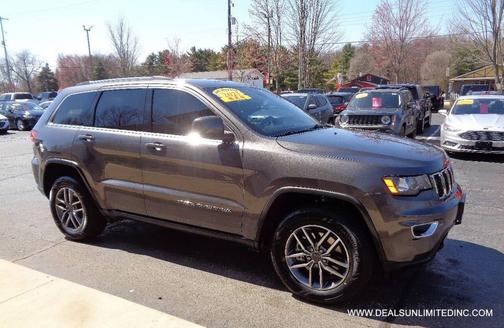 2021 Jeep Grand Cherokee Laredo