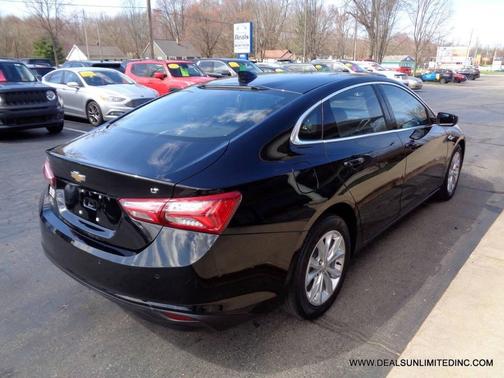 Mosaic Black Metallic 2020 Chevrolet Malibu FWD LT