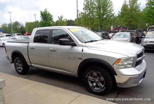 Bright Silver Metallic 2017 RAM 1500 SLT
