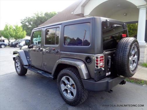 2016 Jeep Wrangler Unlimited Sahara