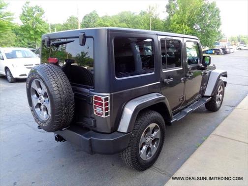 2016 Jeep Wrangler Unlimited Sahara