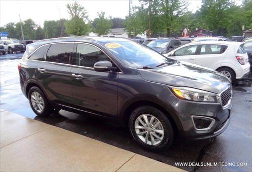 2016 Kia Sorento LX
