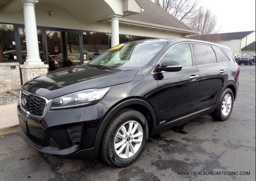 Ebony Black 2019 Kia Sorento LX