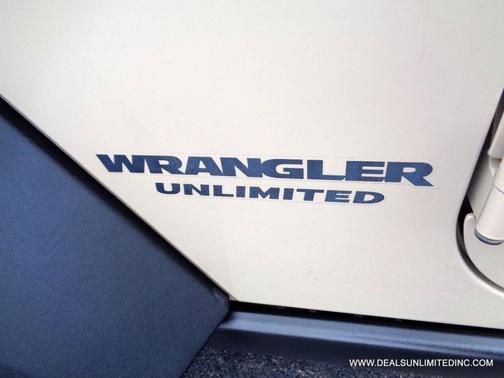 2016 Jeep Wrangler Unlimited Willys Wheeler