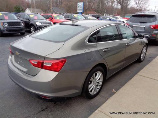 Autumn Bronze 2017 Chevrolet Malibu 1LT
