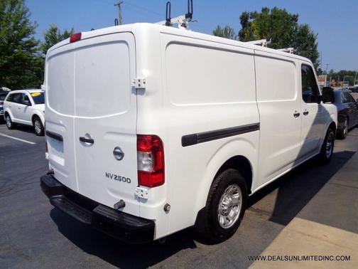 2020 Nissan NV Cargo NV2500 HD SV V6