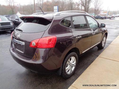 Purple 2015 Nissan Rogue Select S