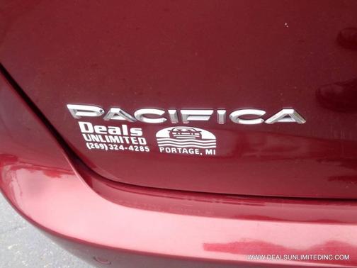 Velvet Red Pearlcoat 2018 Chrysler Pacifica Touring-L