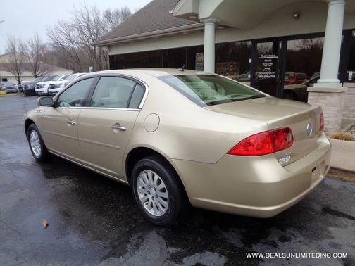 Tan 2006 Buick Lucerne CX