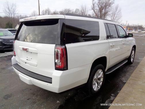 2016 GMC Yukon XL SLT