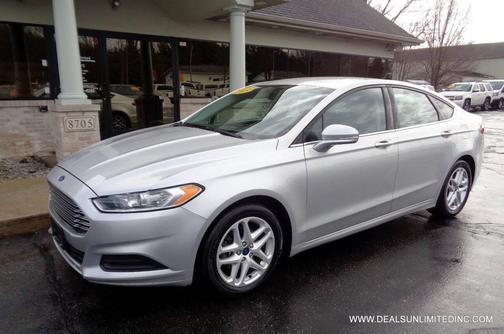 2015 Ford Fusion SE
