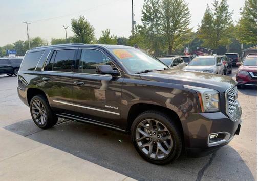 Gray 2018 GMC Yukon Denali