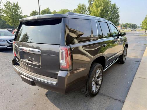 Gray 2018 GMC Yukon Denali
