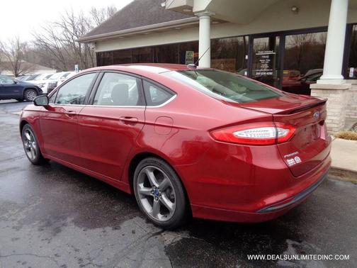 2014 Ford Fusion SE