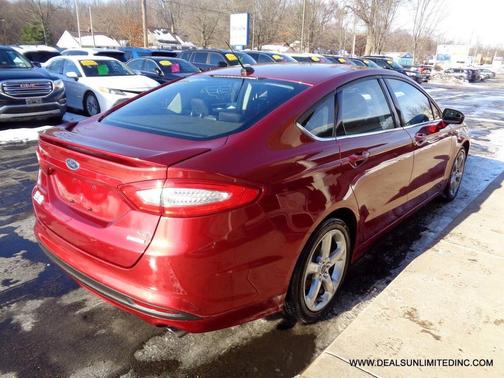 2014 Ford Fusion SE