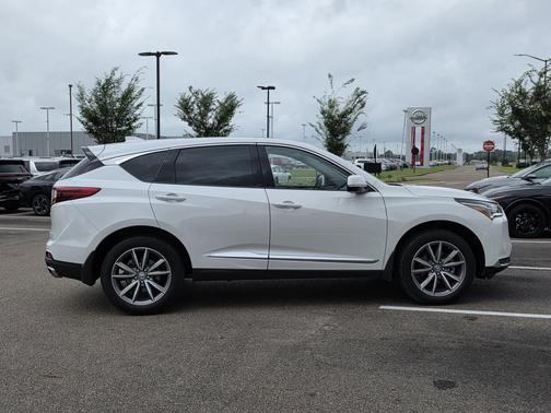 Platinum White Pearl 2023 Acura RDX w/Technology Package