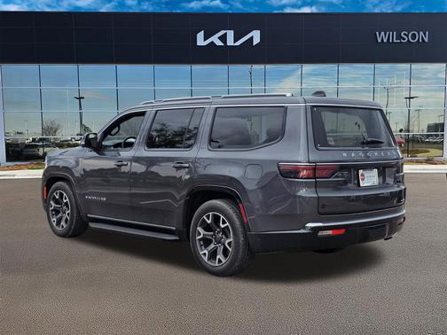 Baltic Gray Metallic Clearcoat 2024 Jeep Wagoneer Series III