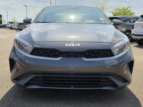 Gravity Gray 2024 Kia Forte LXS
