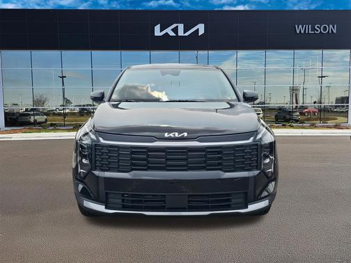 Ebony Black 2026 Kia Sportage LX