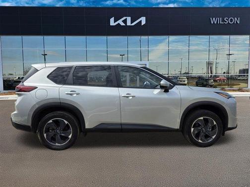 Brilliant Silver Metallic 2024 Nissan Rogue SV
