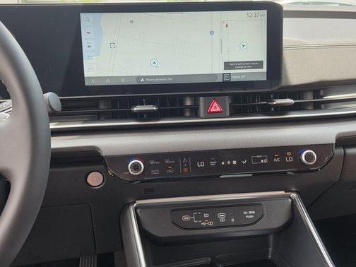 Aurora Black Pearl 2026 Kia Carnival Hybrid SX