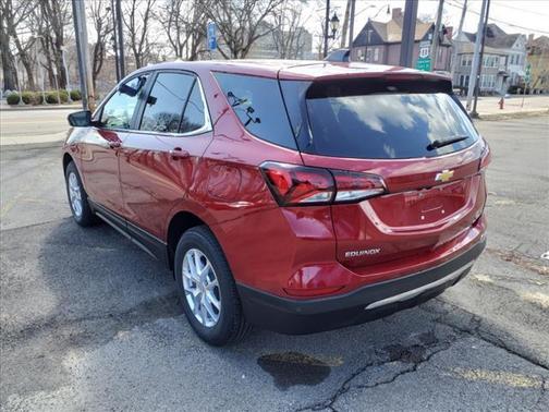 Radiant Red Tintcoat 2023 Chevrolet Equinox 1LT