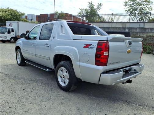 2013 Chevrolet Avalanche LT