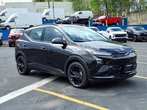 Mosaic Black Metallic 2027 Chevrolet Bolt RS FWD