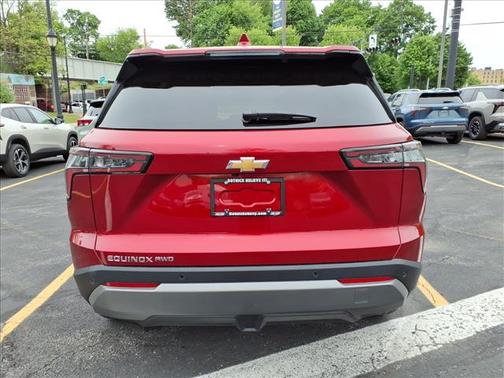 Radiant Red Tintcoat 2026 Chevrolet Equinox 1LT