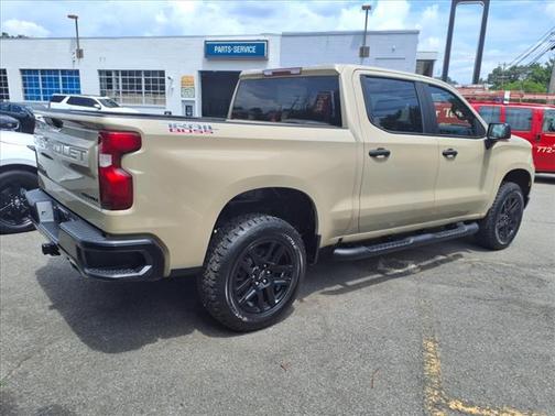 2022 Chevrolet Silverado 1500 Custom Trail Boss