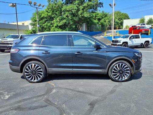 2023 Lincoln Nautilus Black Label