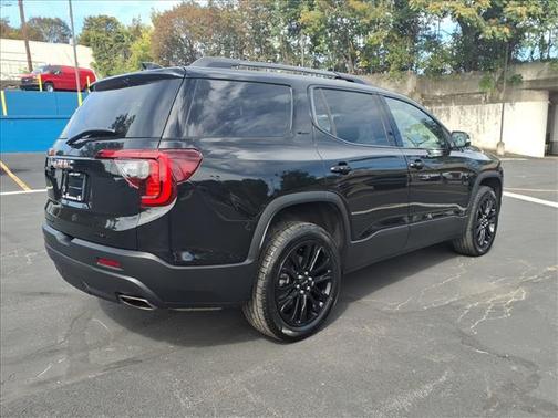 2023 GMC Acadia AWD SLT
