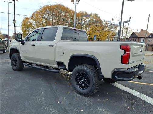 2026 Chevrolet Silverado 2500 Crew Cab, Standard Bed, XR2, 4WD