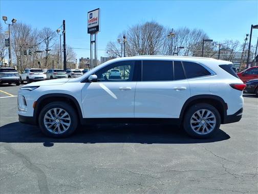 2025 Buick Enclave Preferred FWD