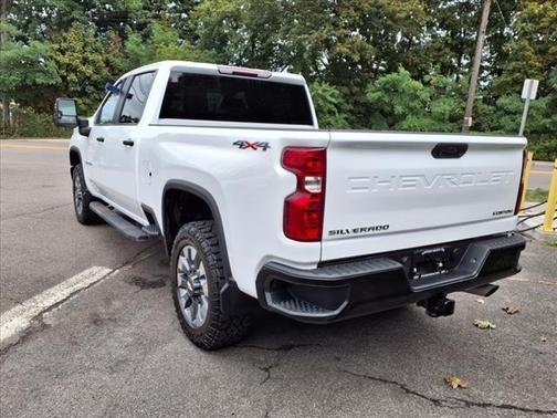 2023 Chevrolet Silverado 2500 Custom
