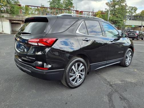2022 Chevrolet Equinox Premier w/1LZ