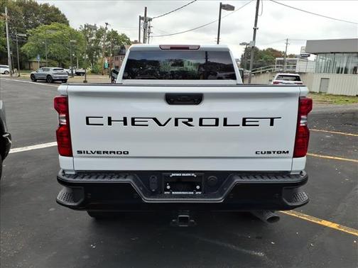 2026 Chevrolet Silverado 2500 Custom