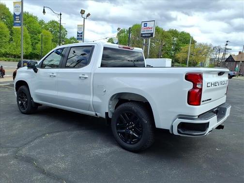 Summit White 2026 Chevrolet Silverado 1500 RST