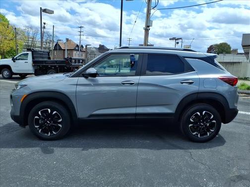 Sterling Gray Metallic 2023 Chevrolet Trailblazer LT