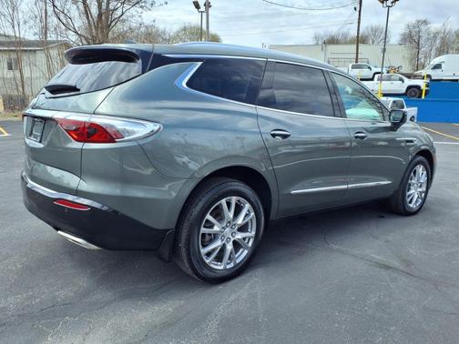 2022 Buick Enclave Premium