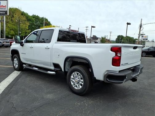 Summit White 2026 Chevrolet Silverado 2500 LT