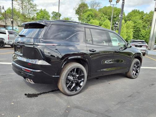 2025 Chevrolet Traverse RS