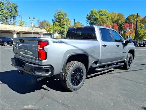 2026 Chevrolet Silverado 3500 LT