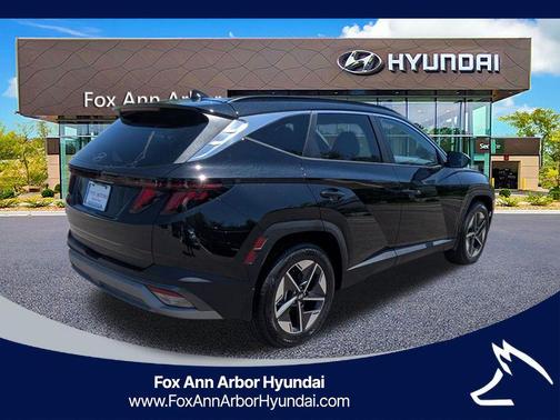 Phantom Black 2026 Hyundai TUCSON SEL