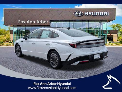 2025 Hyundai SONATA Hybrid Limited
