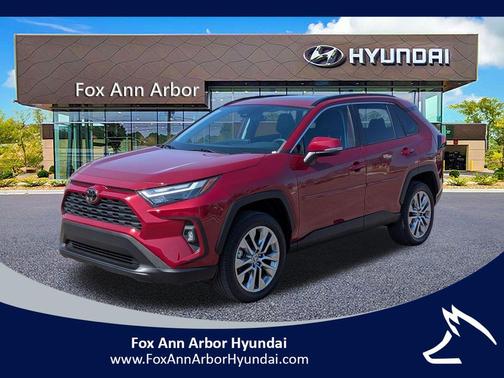 2022 Toyota RAV4 XLE Premium